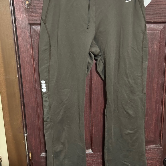 Nike Dri fit bootcut olive green pants - Picture 1 of 2